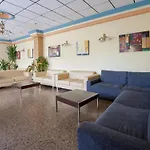 La Rueda 3000 3*