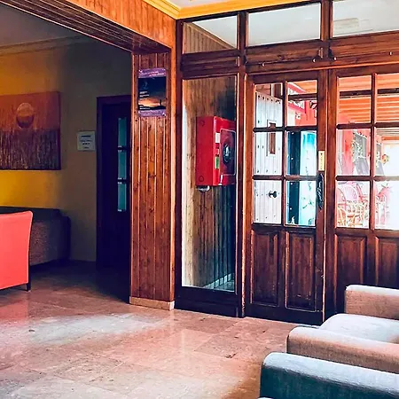 Hotel La Rueda 3000